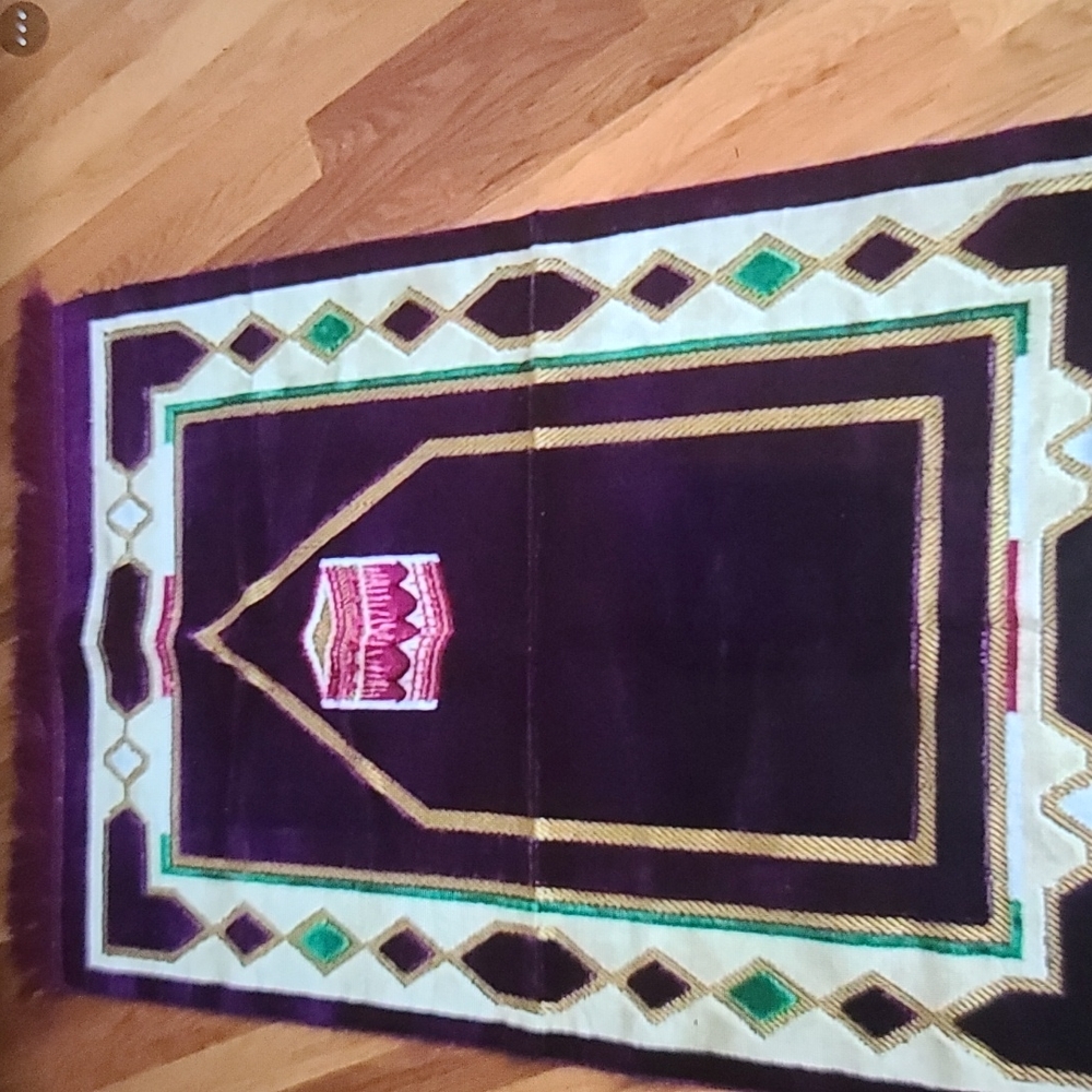 Prayer rug